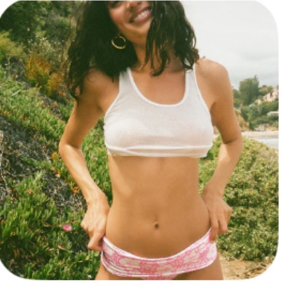 FRANKIE’S BIKINIS HAWAIIAN FLORAL PRINT BATHING SUIT NWOT - Picture 2 of 5